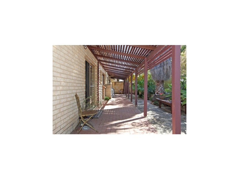 2/62B Brazier Road, Yanchep WA 6035