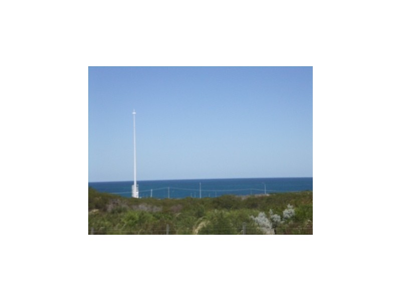 16 Village Walk, Ocean Reef WA 6027