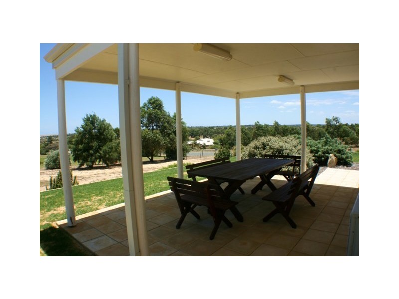 263 Sovereign Hill Drive, Gabbadah WA 6041