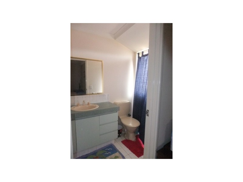 16 Falkland Way, Kinross WA 6028