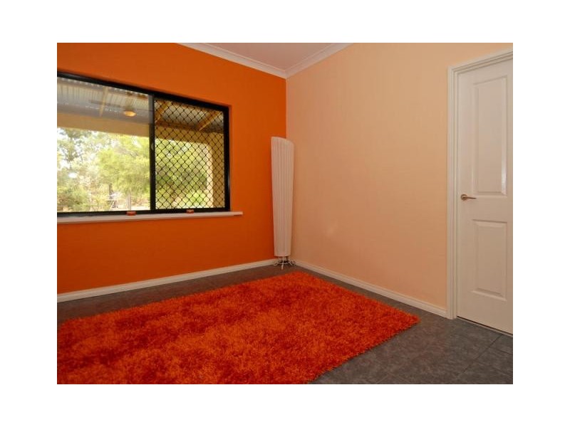 35 Fairways Court, Woodridge WA 6041