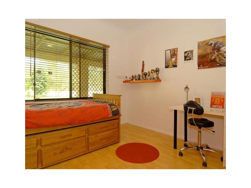 35 Fairways Court, Woodridge WA 6041