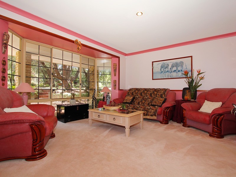 4  Springpark Trail, Carramar WA 6031