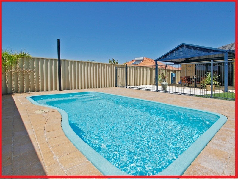 35 Shropshire Crescent, Butler WA 6036