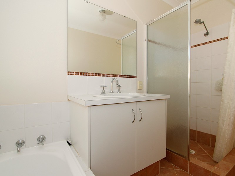 35 Shropshire Crescent, Butler WA 6036