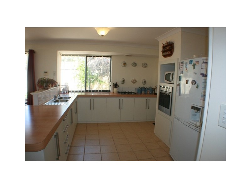 36 Whitfield Drive, Two Rocks WA 6037