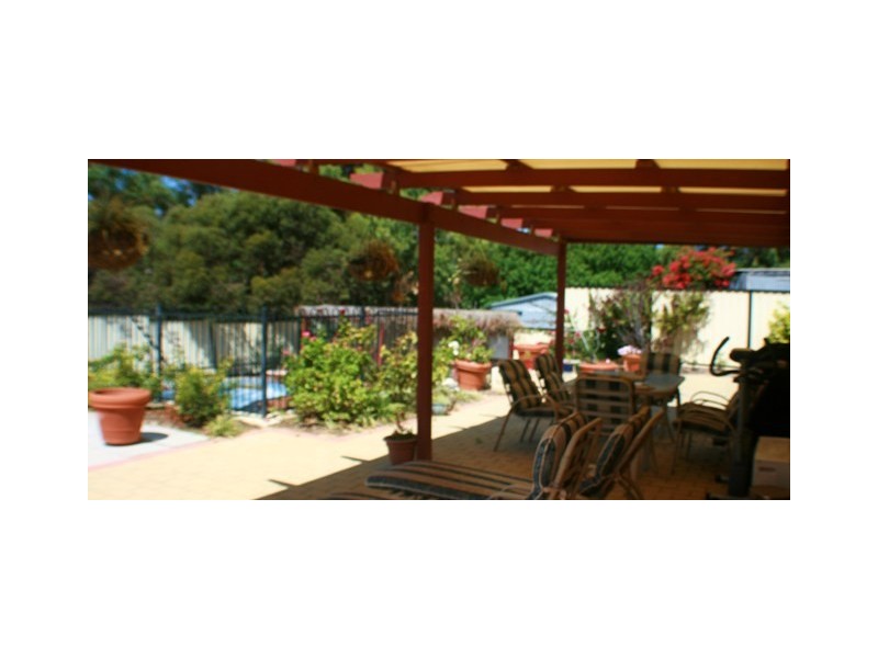 36 Whitfield Drive, Two Rocks WA 6037