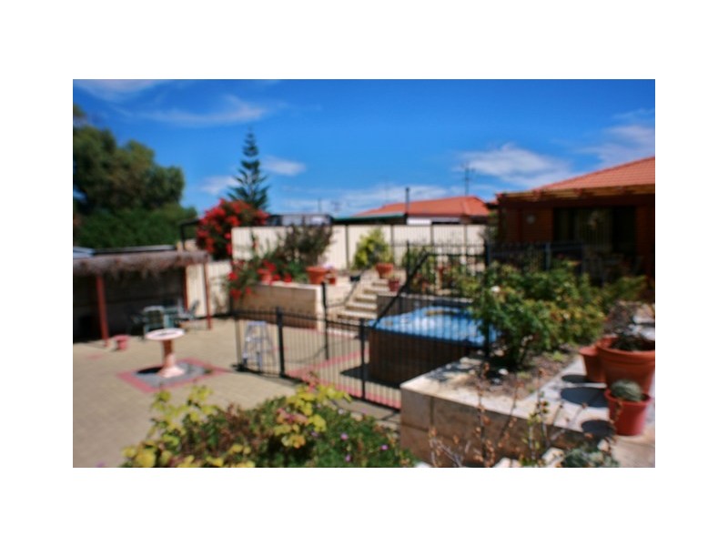 36 Whitfield Drive, Two Rocks WA 6037