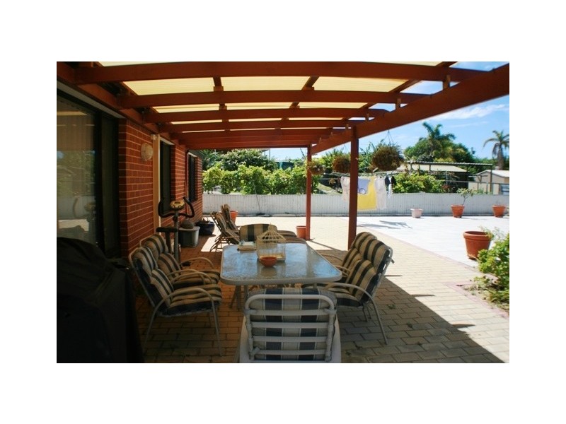 36 Whitfield Drive, Two Rocks WA 6037