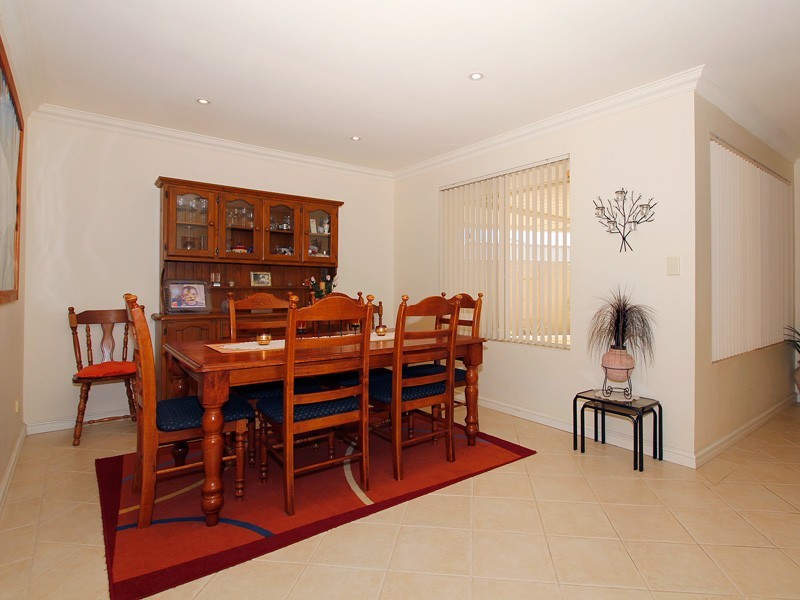 2/25 Lindeman Heights, Ridgewood WA 6030