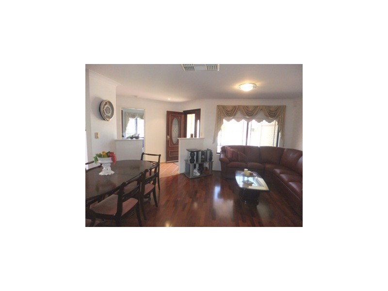 9 Horsley Green, Butler WA 6036