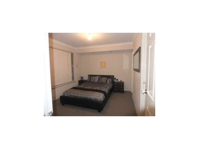 4 Elkington Mews, Clarkson WA 6030