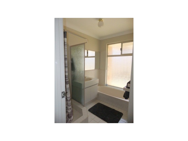 4 Elkington Mews, Clarkson WA 6030