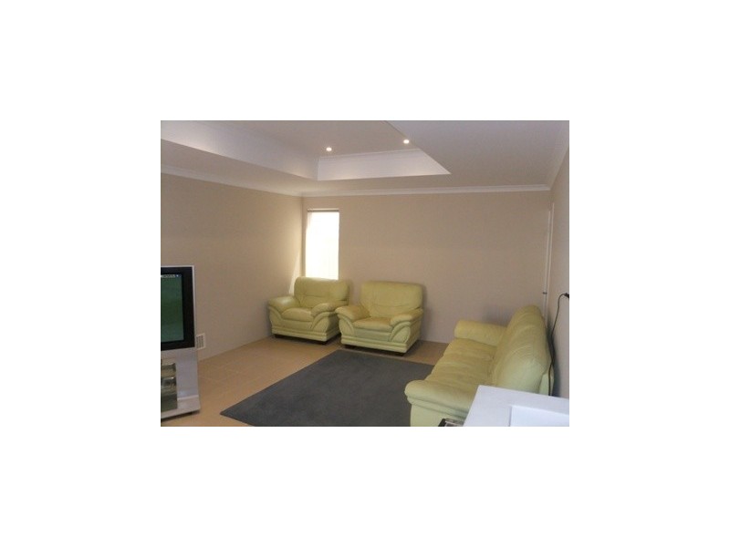 1/16B Kilkee Street, Ridgewood WA 6030