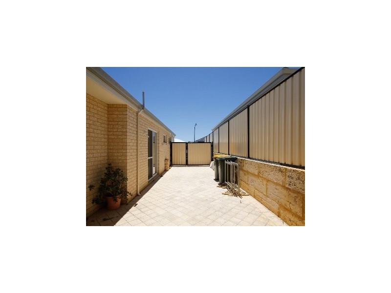 42 Liberty Drive, Clarkson WA 6030