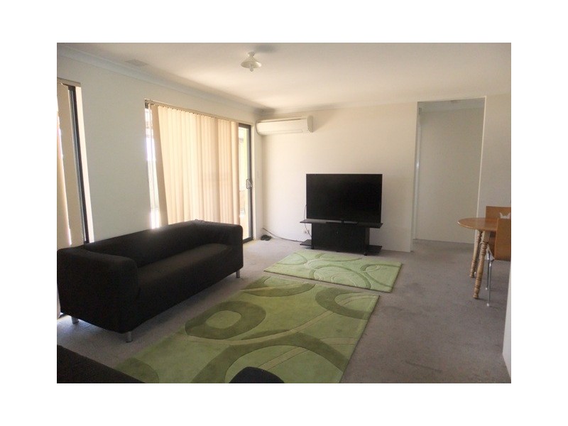 25 Adelong Circuit, Merriwa WA 6030