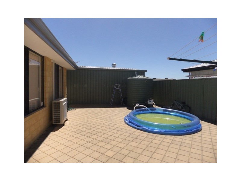 25 Adelong Circuit, Merriwa WA 6030