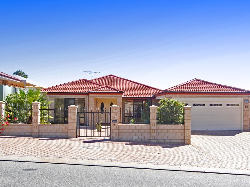 18 Metroliner Drive, Currambine WA 6028