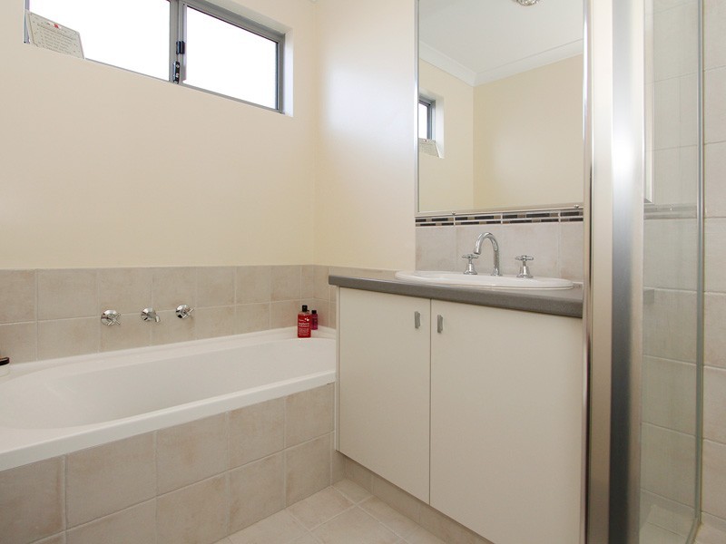 48  Lookout Drive, Yanchep WA 6035