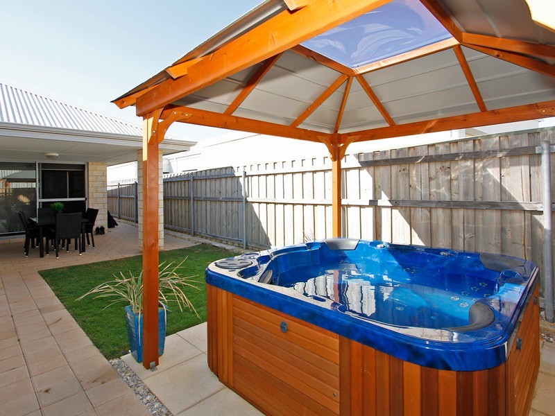 48  Lookout Drive, Yanchep WA 6035