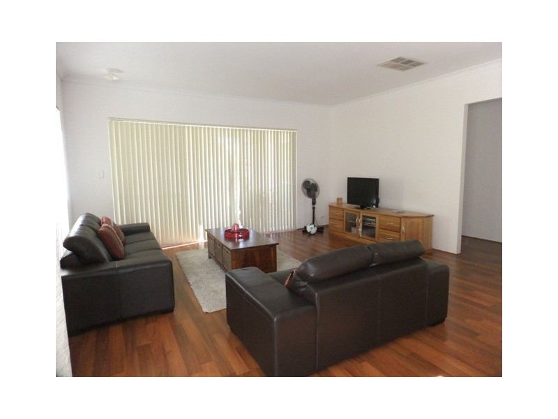 76 Cherokee Gardens, Clarkson WA 6030