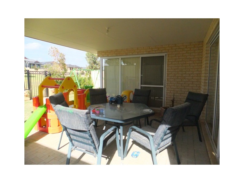 76 Cherokee Gardens, Clarkson WA 6030