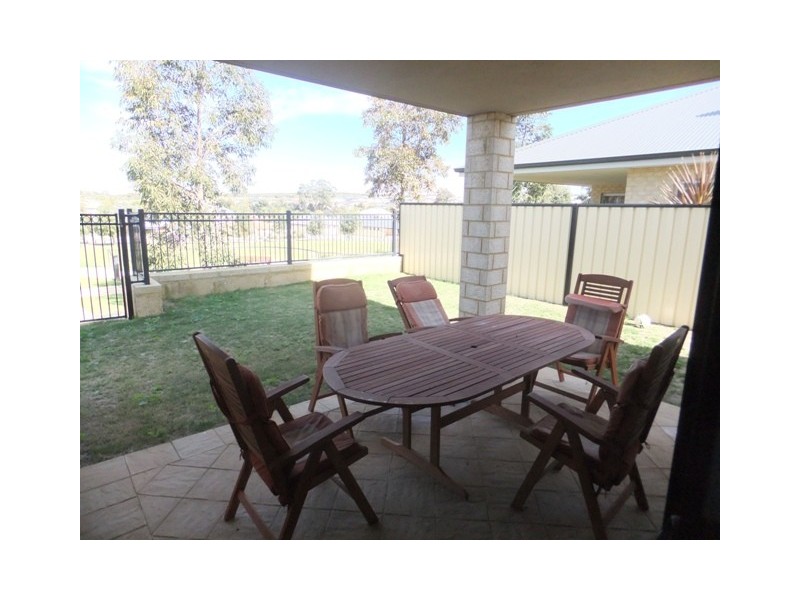 9 Myall Fairway, Clarkson WA 6030