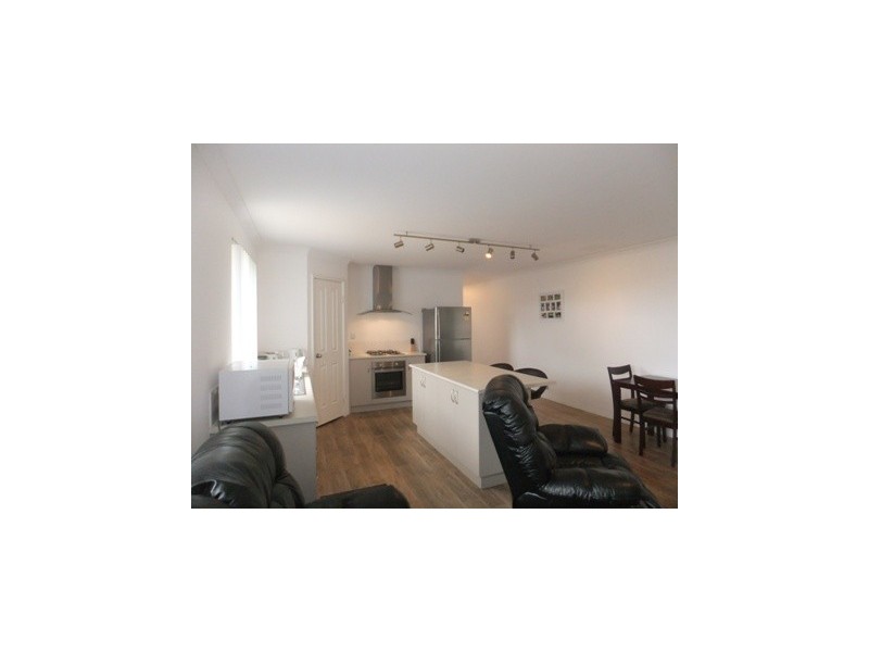 7 Melbourne Loop, Clarkson WA 6030