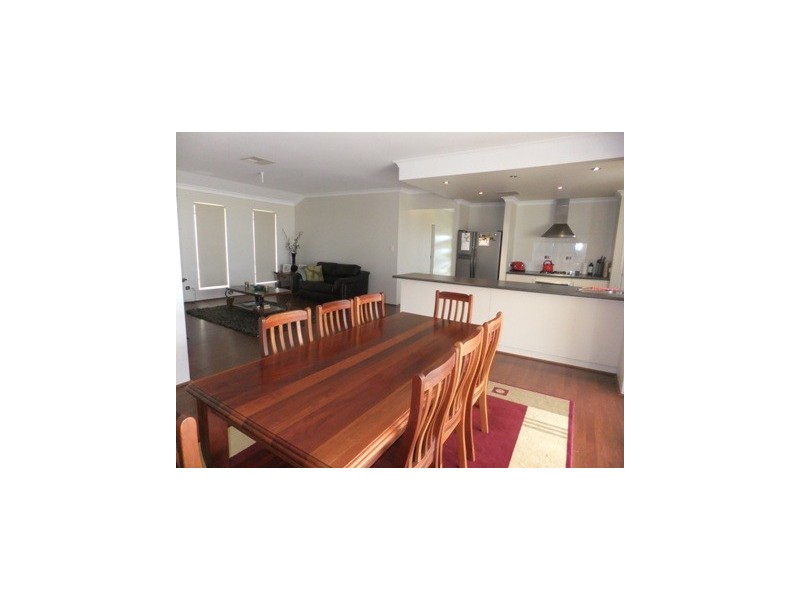 3  Elmhurst Drive, Clarkson WA 6030