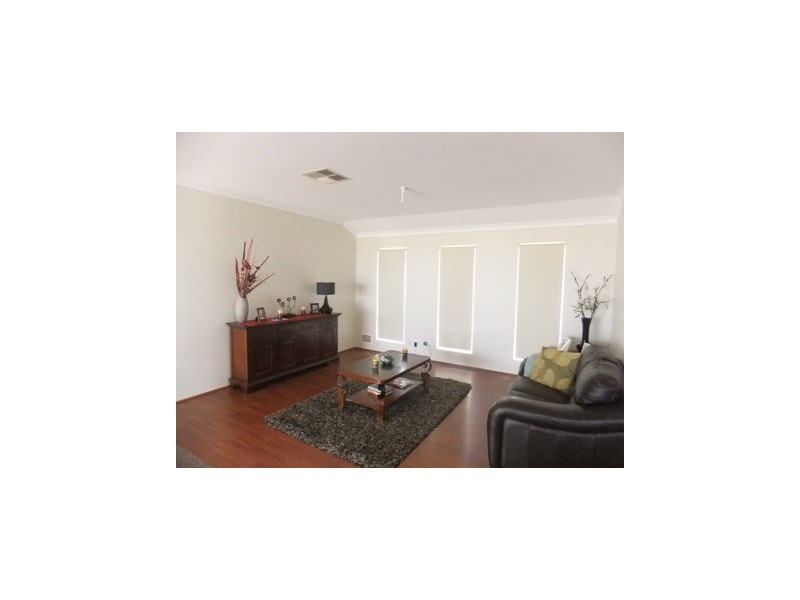 3  Elmhurst Drive, Clarkson WA 6030
