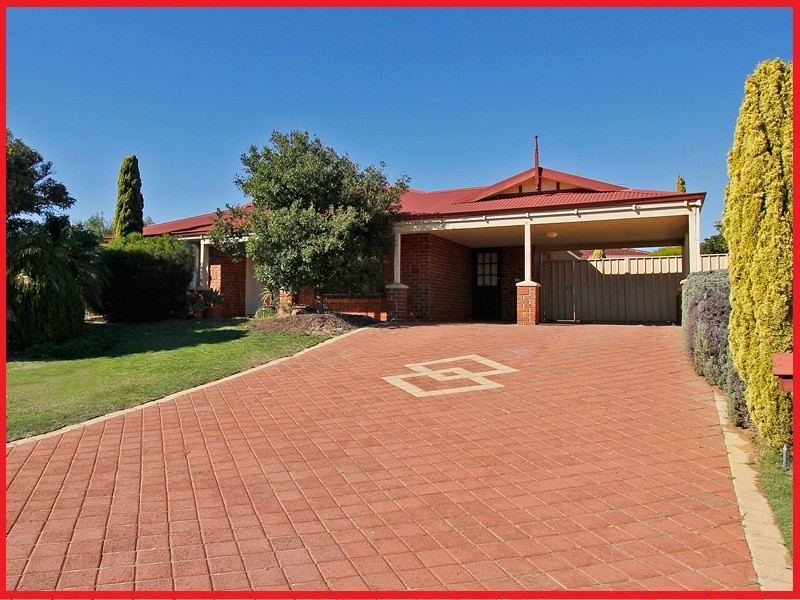 14 Somersby Gardens, Currambine WA 6028