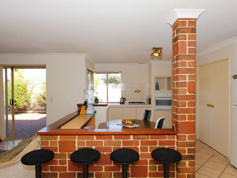 14 Somersby Gardens, Currambine WA 6028