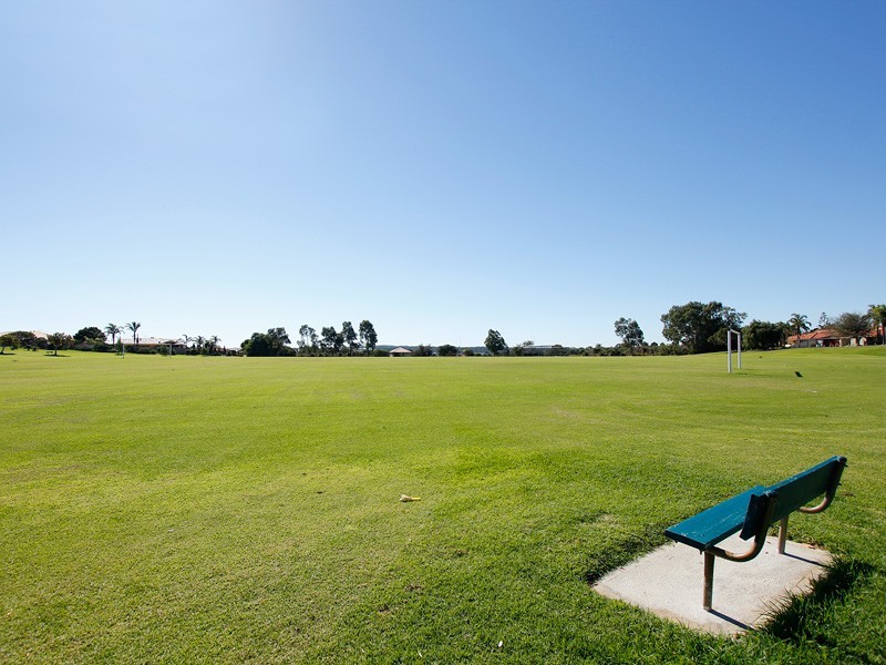 14 Somersby Gardens, Currambine WA 6028