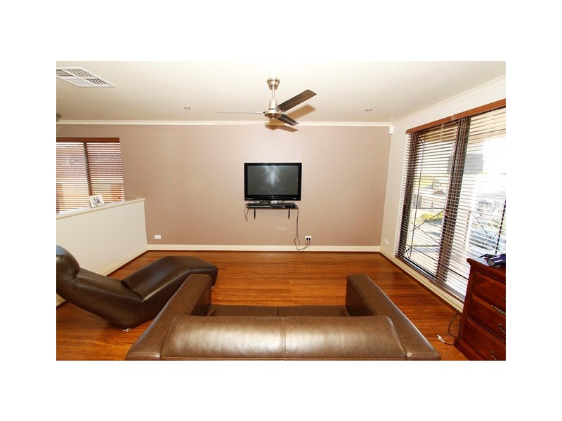 19 La Grange Loop, Currambine WA 6028