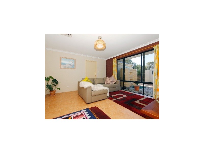 66 Turquoise Loop, Banksia Grove WA 6031