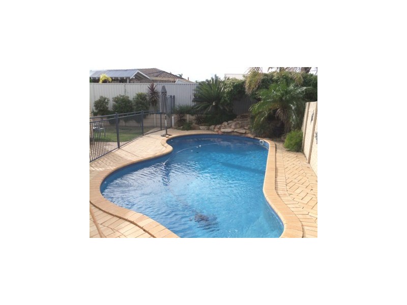 8 Keel Place, Ocean Reef WA 6027