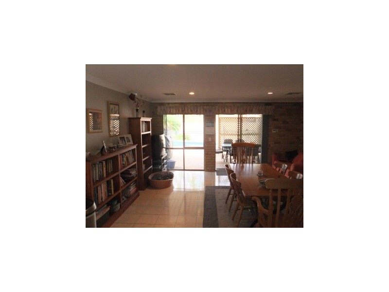 8 Keel Place, Ocean Reef WA 6027