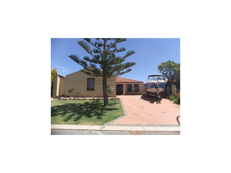 8 Galway Court, Mindarie WA 6030