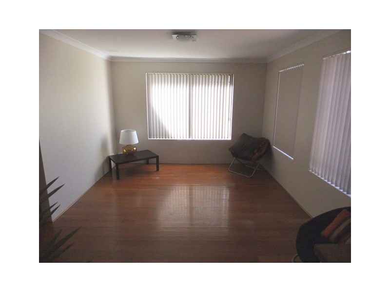 8 Galway Court, Mindarie WA 6030