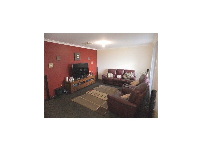 104 Ridgewood Boulevard, Ridgewood WA 6030