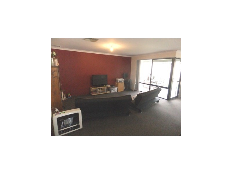 104 Ridgewood Boulevard, Ridgewood WA 6030