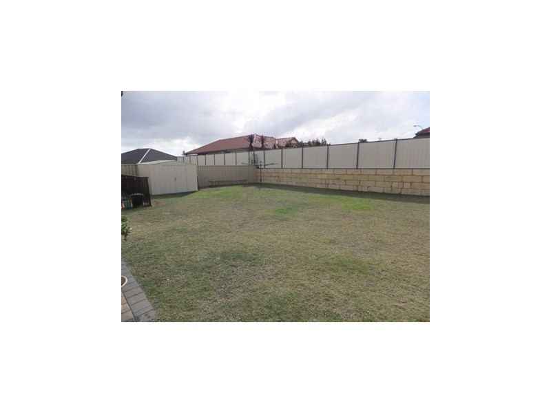 104 Ridgewood Boulevard, Ridgewood WA 6030