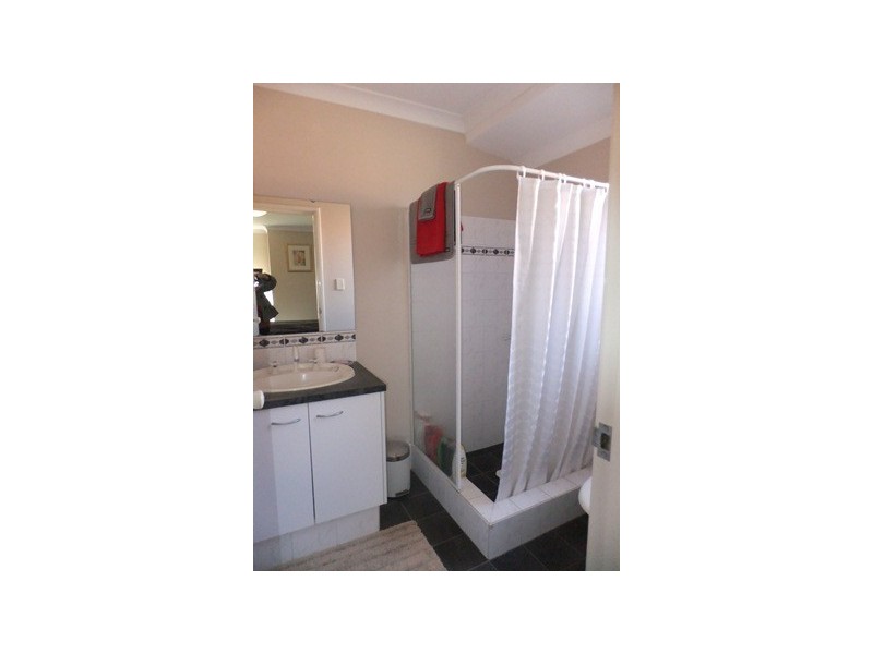 6 Bonita Way, Tapping WA 6065