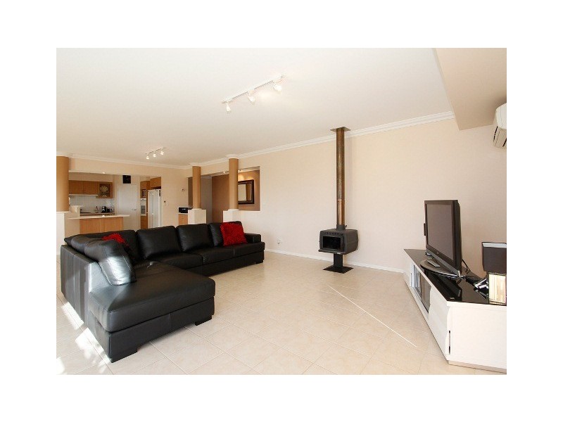 223 Sovereign Hill Drive, Gabbadah WA 6041