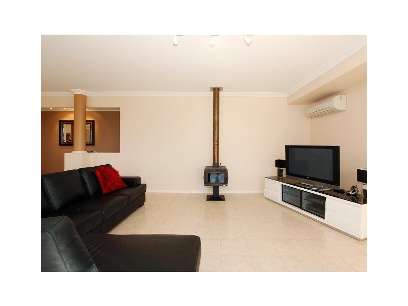 223 Sovereign Hill Drive, Gabbadah WA 6041