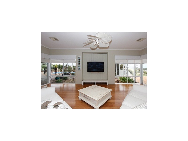 67 Seaflower Way, Gabbadah WA 6041