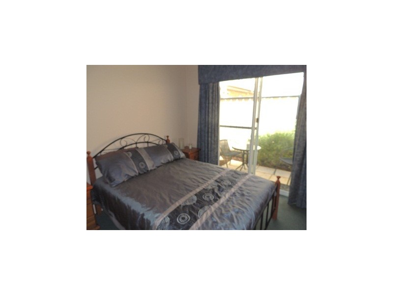 7 Fleming Parkway, Clarkson WA 6030