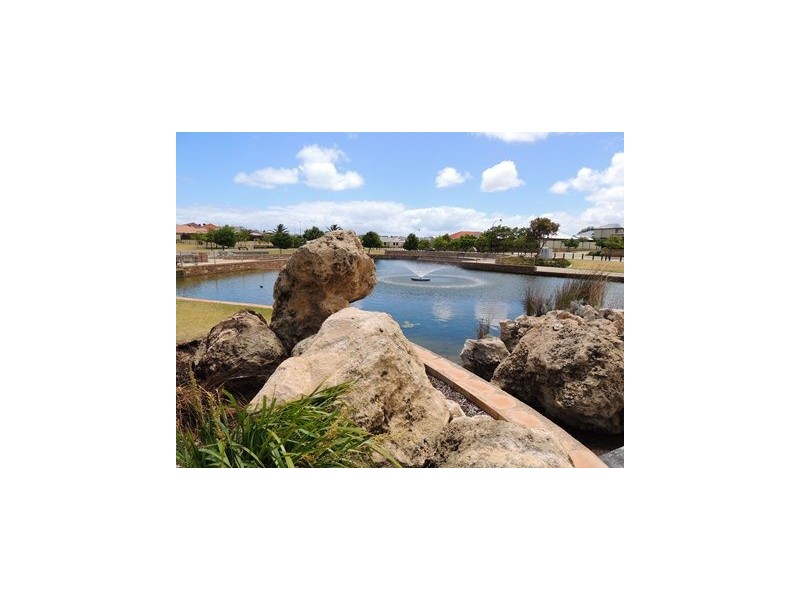 7 Fleming Parkway, Clarkson WA 6030