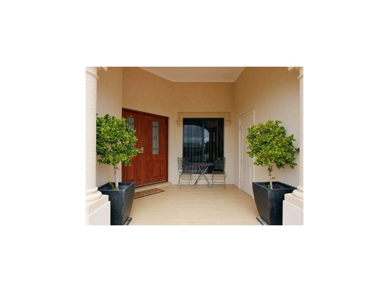 4 San Remo Bend, Clarkson WA 6030