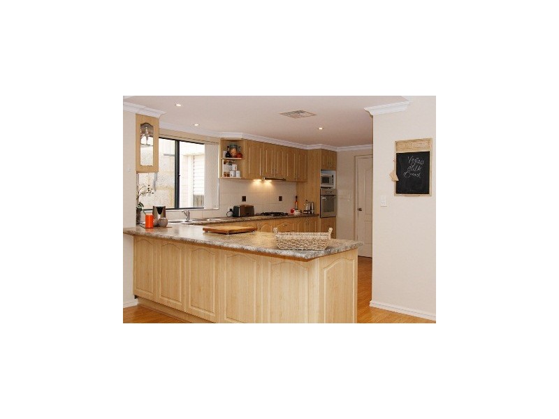 4 San Remo Bend, Clarkson WA 6030